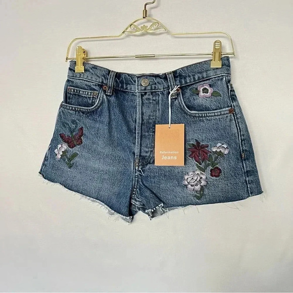 Reformation High Waisted Charlie Jean Denim Shorts Fauna Embroidery Blue Raw Hem - Picture 5 of 15